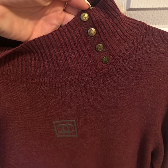 Pullover Sweater ~ size medium - Picture 3 of 6